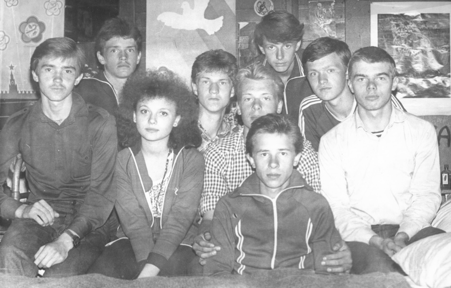 1985